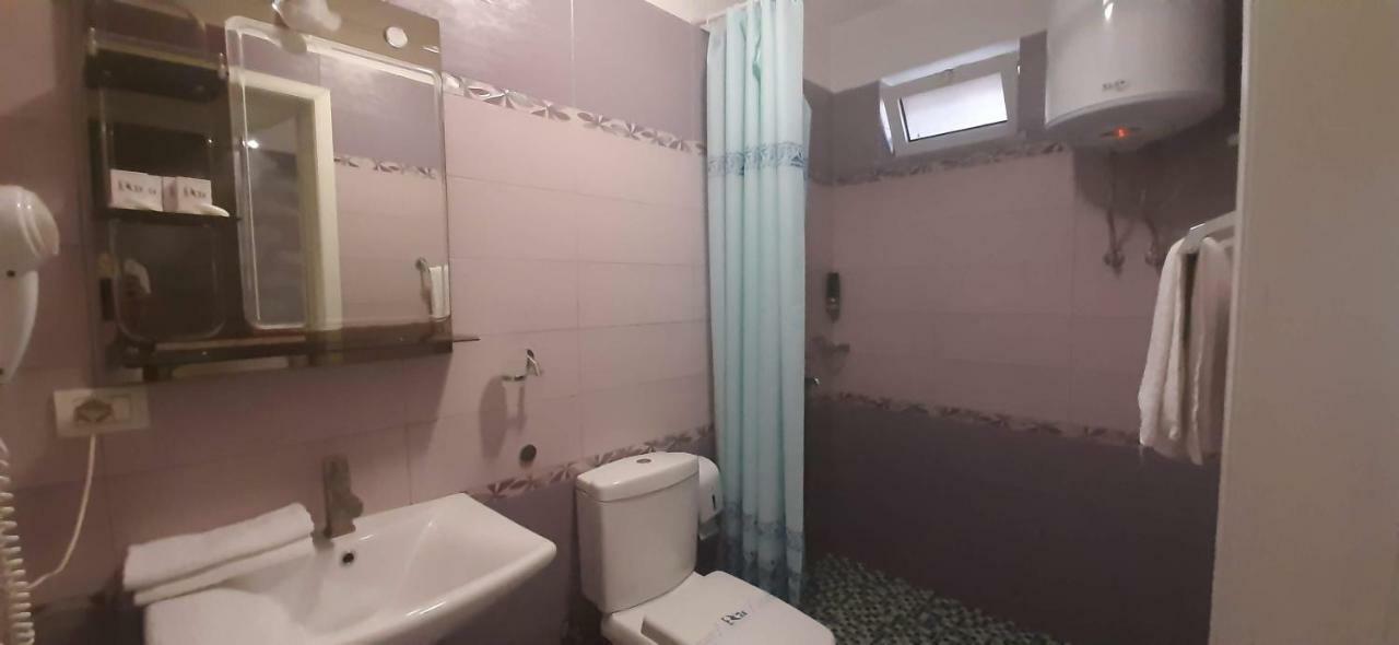 Hotel Bylis Tirana Buitenkant foto